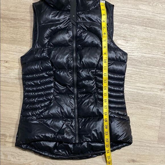 Lululemon Fluffin’ Awesome Down Vest Black Size 6 Water-Resistant Puffer‎ - Picture 14 of 14